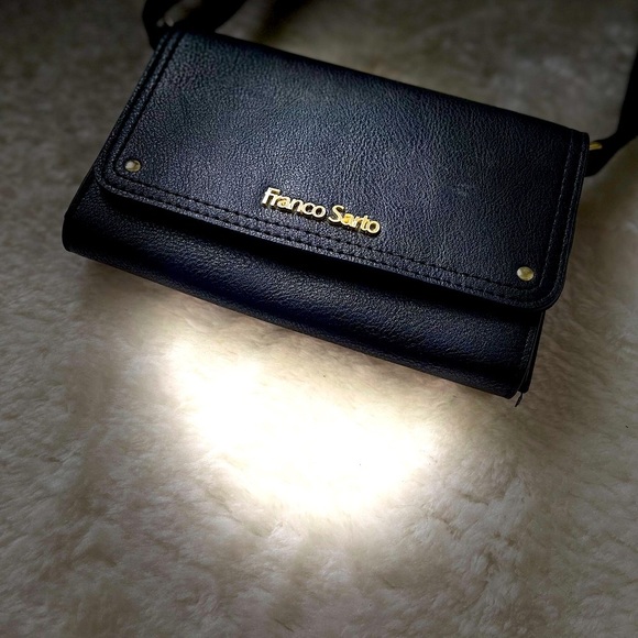 Franco Sarto Elegant Black Crossbody Bag - Picture 9 of 10